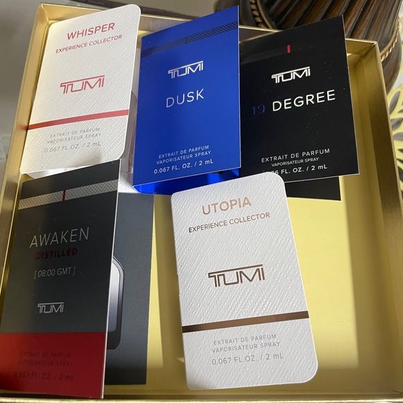 Tumi - Picture 3 of 5